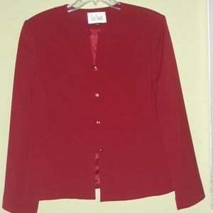 Beautiful Red LeSuit Suit